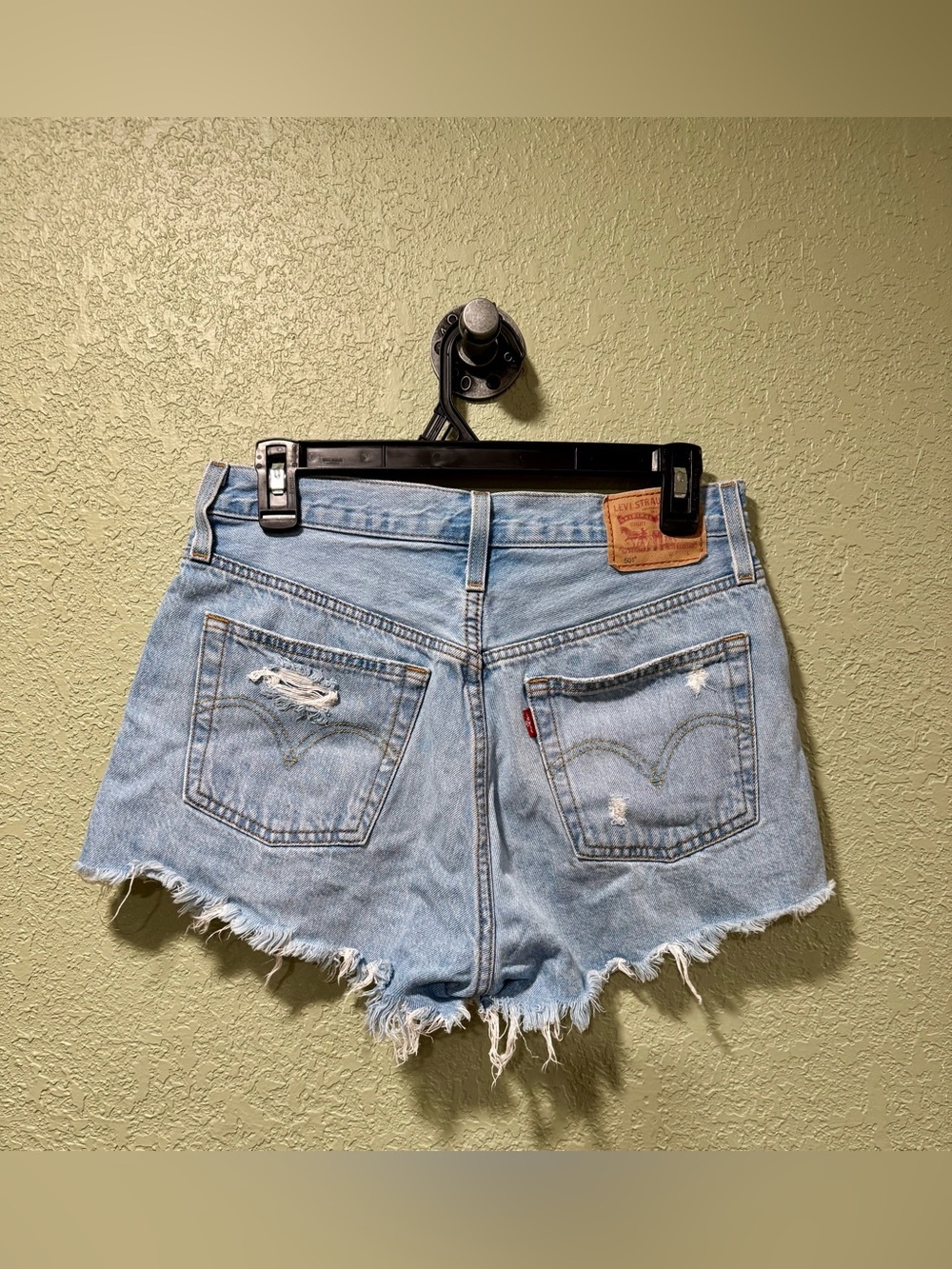 Levi's 501 Distressed Jeans Shorts 27 - Picture 3 of 5